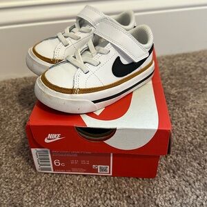 Toddler Nike Court Legacy